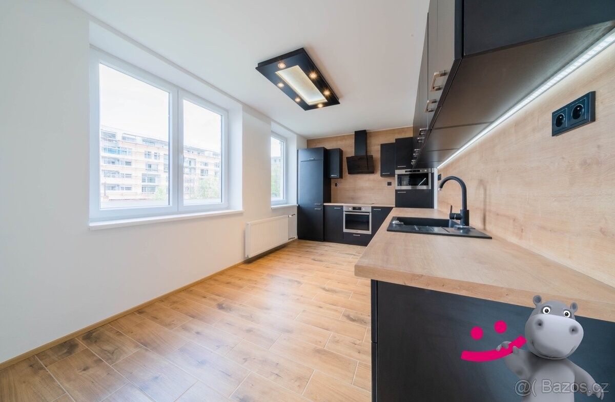 Prodej byt 3+1 - Zlín, 760 01, 97 m²