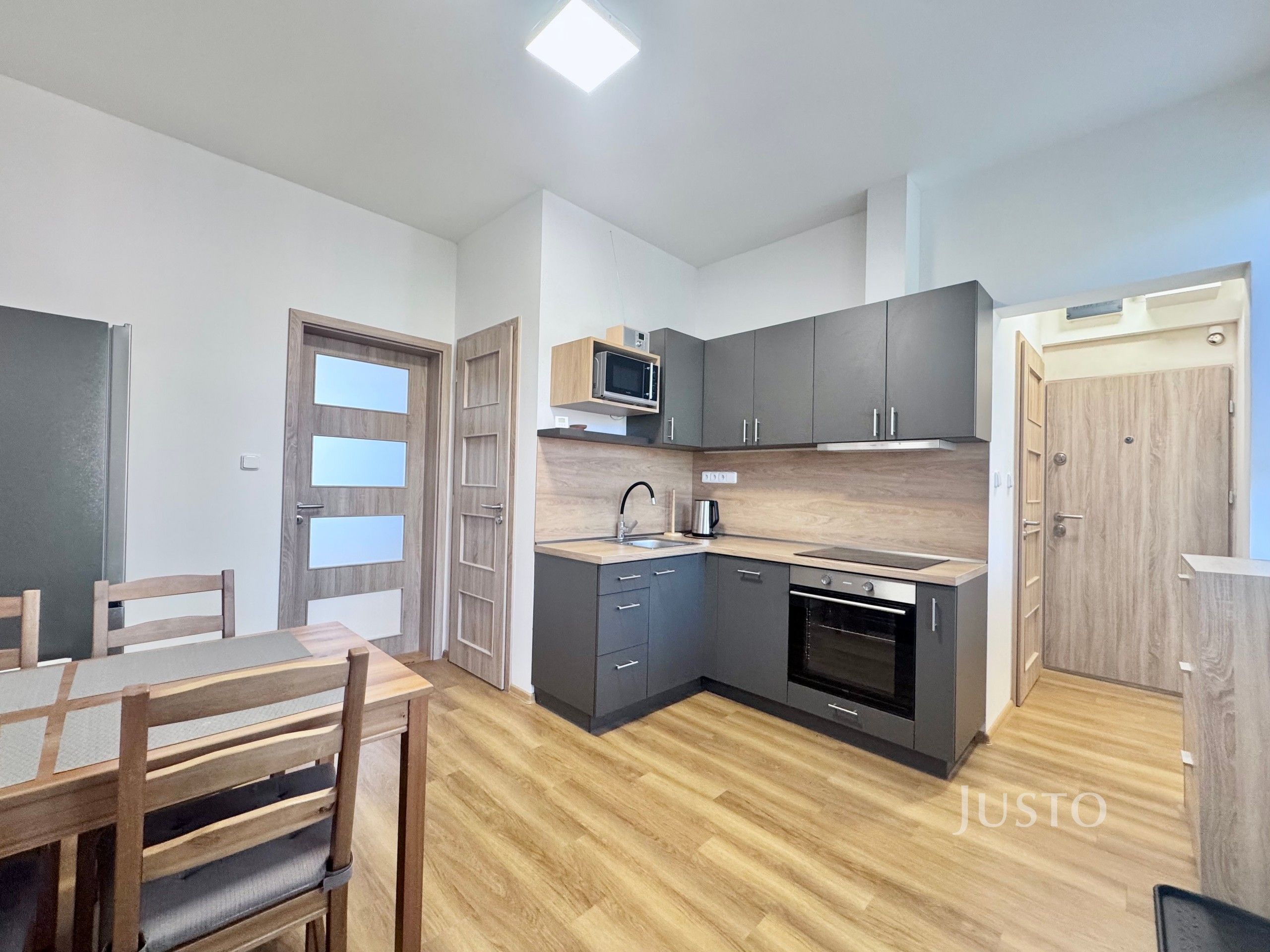2+1, Žižkova 270, Lovosice, 47 m² - 2