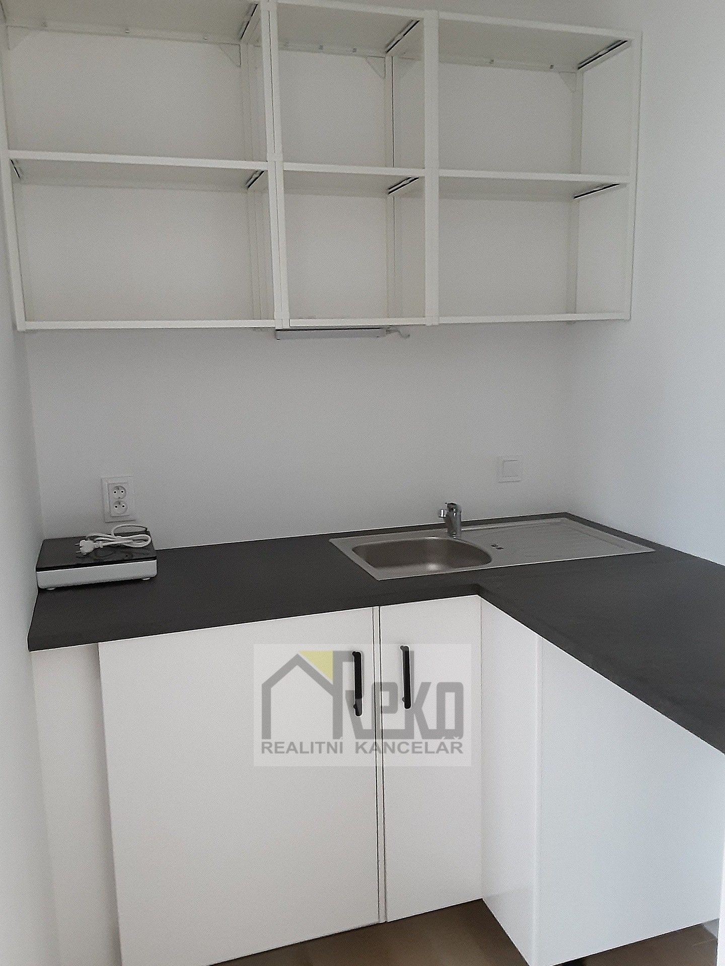 1+kk, Vápenka, Zdice, 25 m²