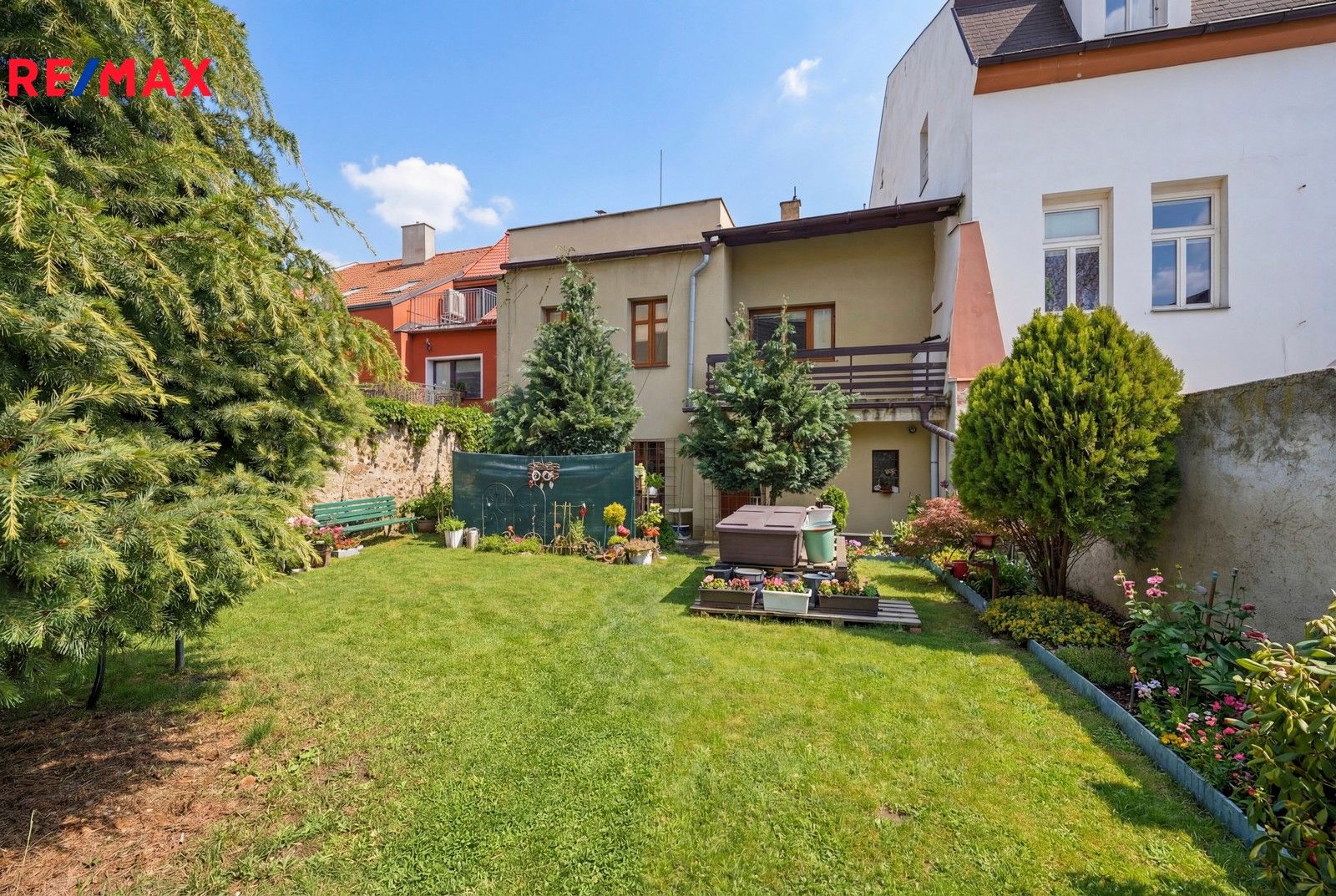 Rodinné domy, kpt. Jaroše, Kadaň, 274 m²