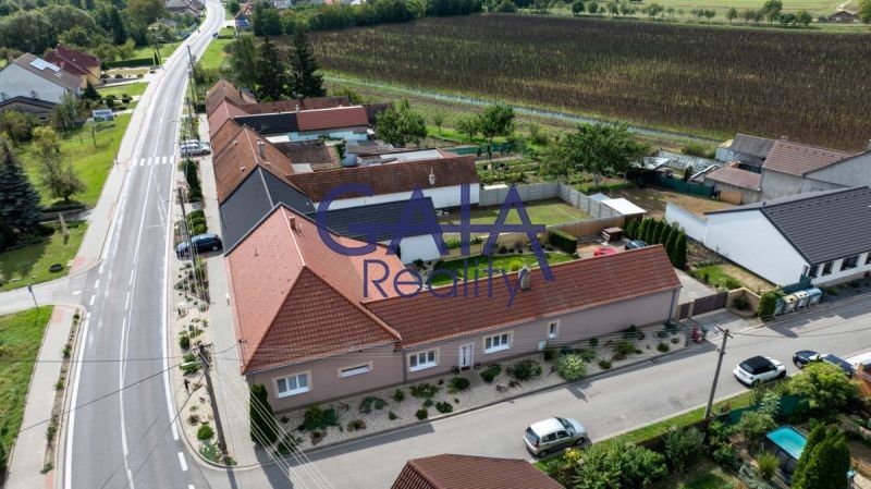 Prodej rodinný dům - Vlkoš, 269 m²