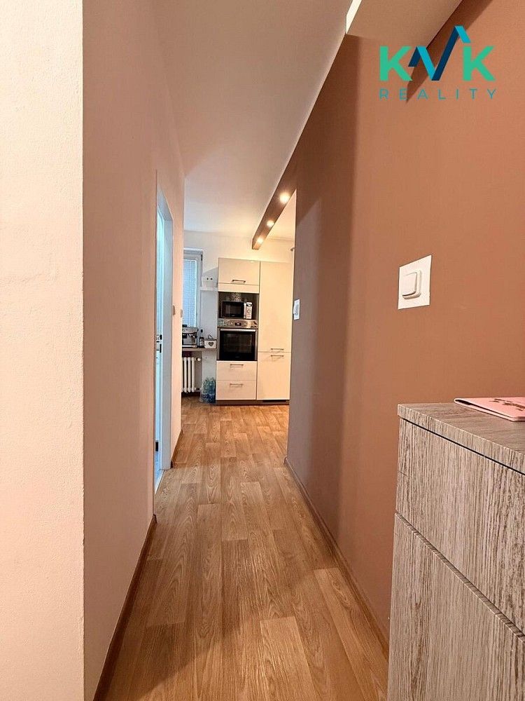 Byt 2+kk · 55 m² · Karlovy Vary - Drahovice, Karlovarský kraj - 3