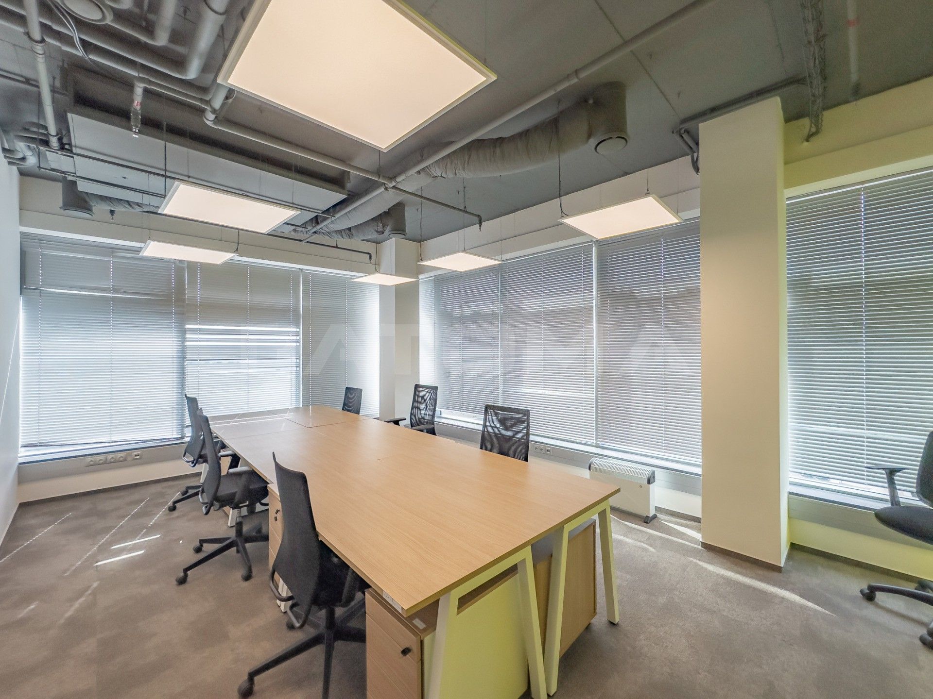 Pronájem kancelář - Bucharova, Praha, 150 m²