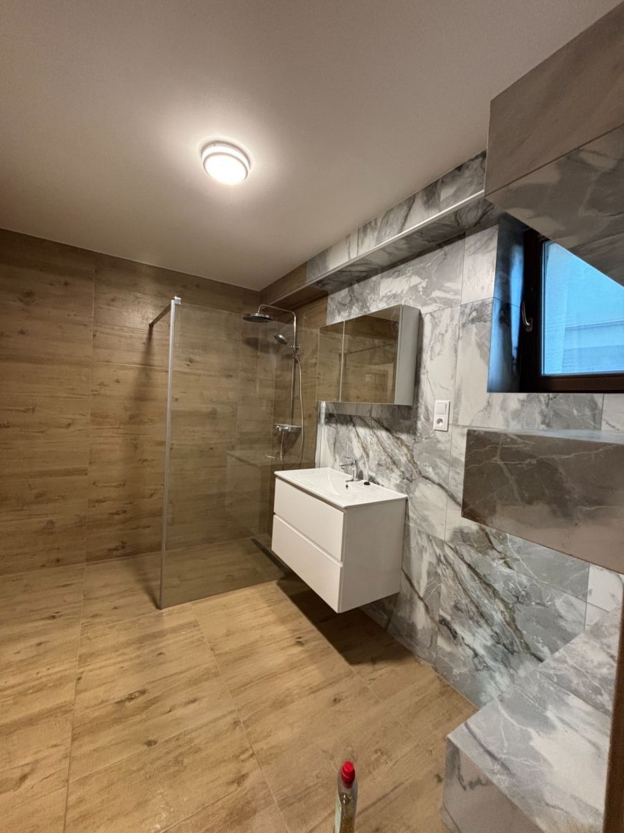 3+1, Lipenská, Olomouc - Hodolany, Olomoucký kraj, 150 m² - 2