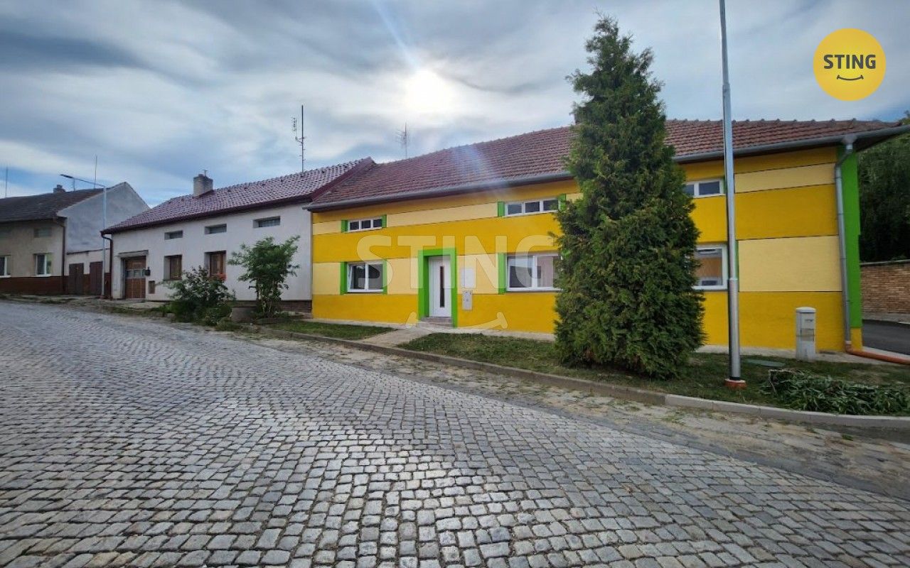 Prodej rodinný dům - Zlobice, 130 m²