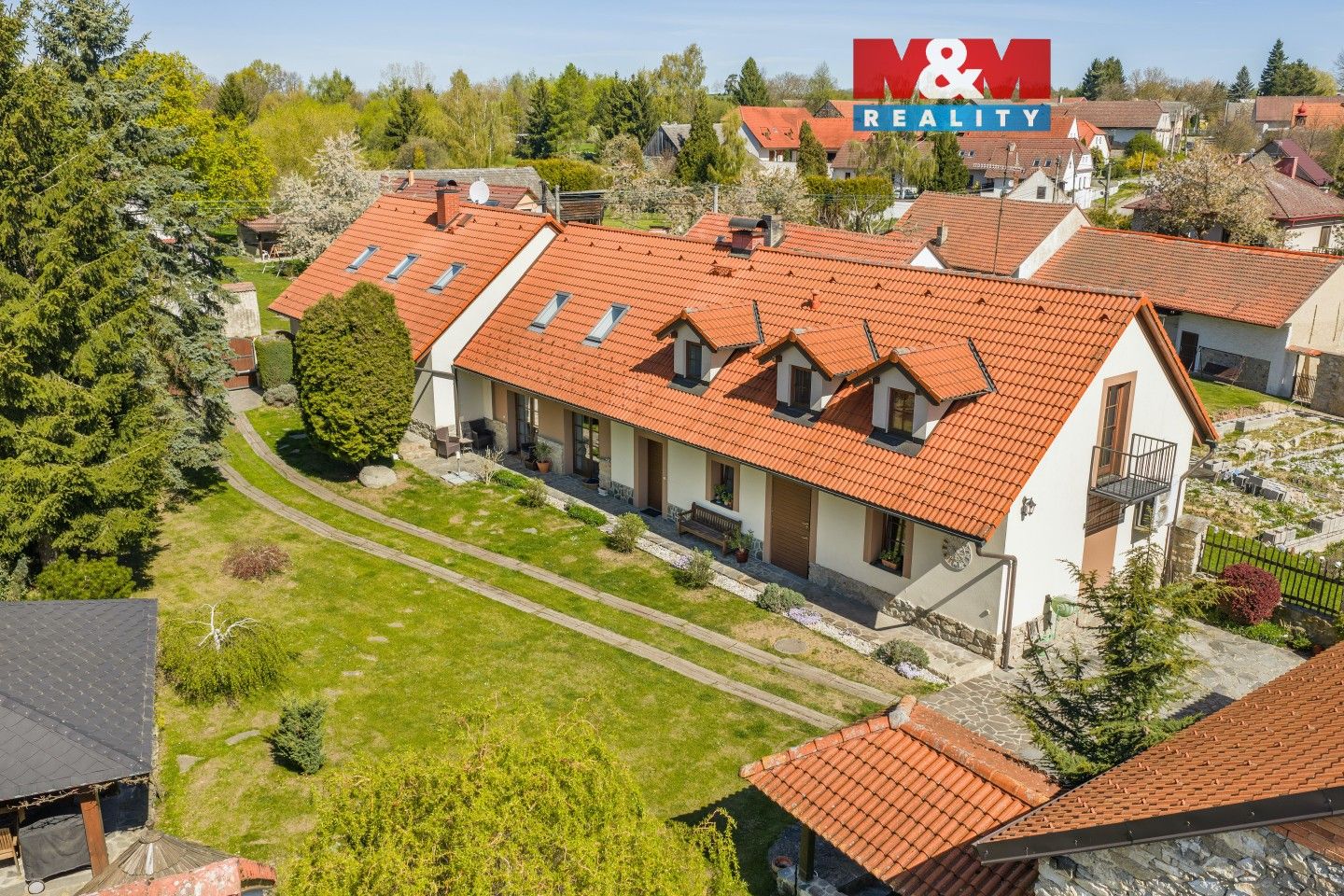 Rodinné domy, Bořeňovice, Struhařov, 343 m² - 1