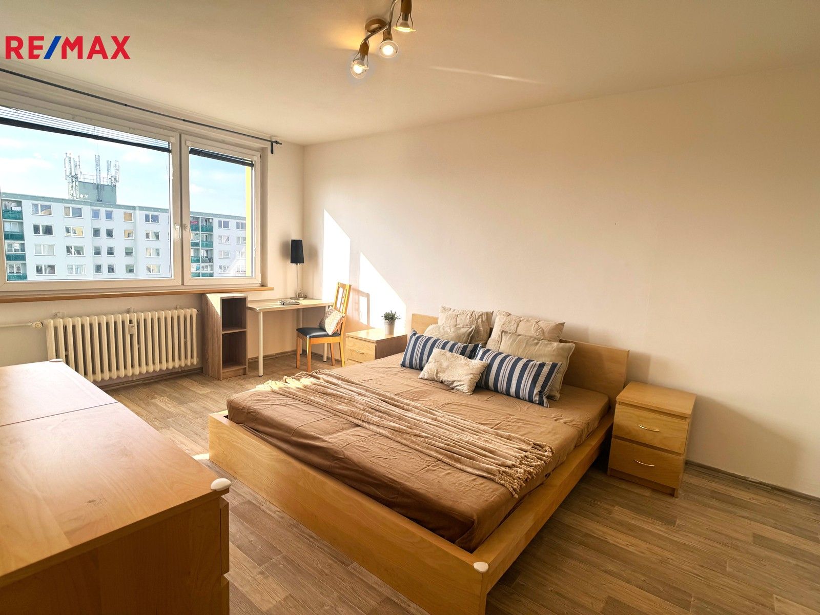 1+kk, Valentova 1737, Praha, 30 m²