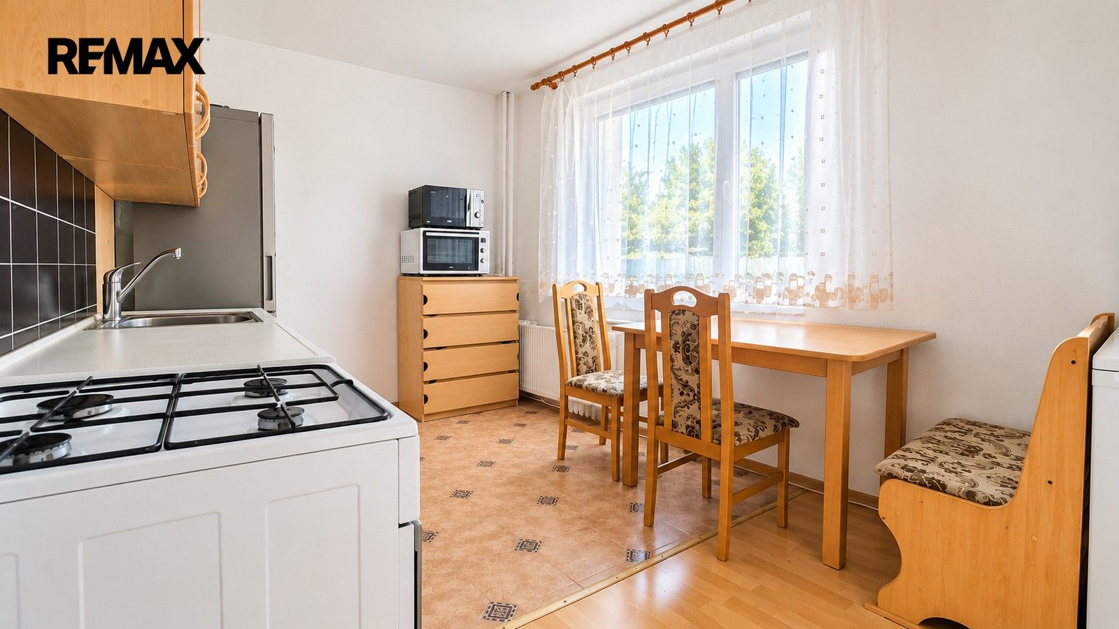 Byt 3+1 · 69 m² · Josefa Suka 262, Most - 3