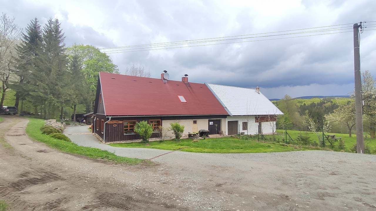 Chaty, Liberk - Malý Uhřínov, Královéhradecký kraj - 2