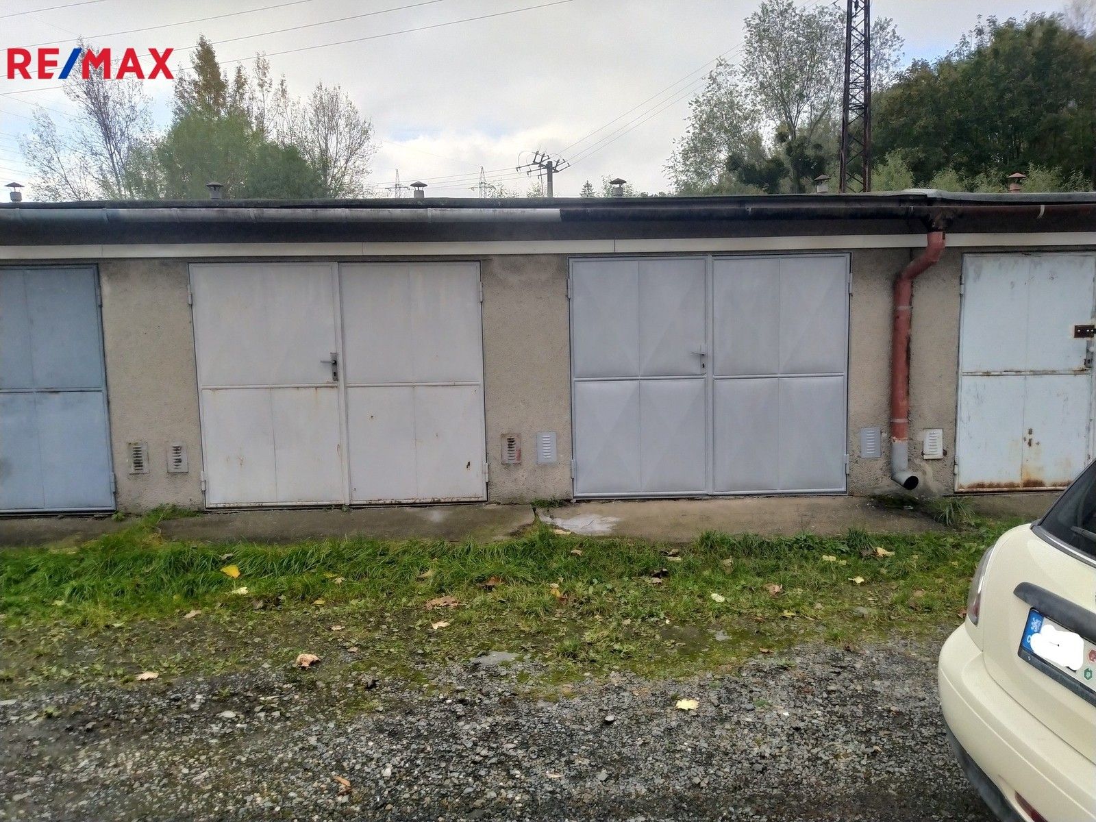 Prodej garáž - U Střelnice, Valašské Meziříčí, 19 m²