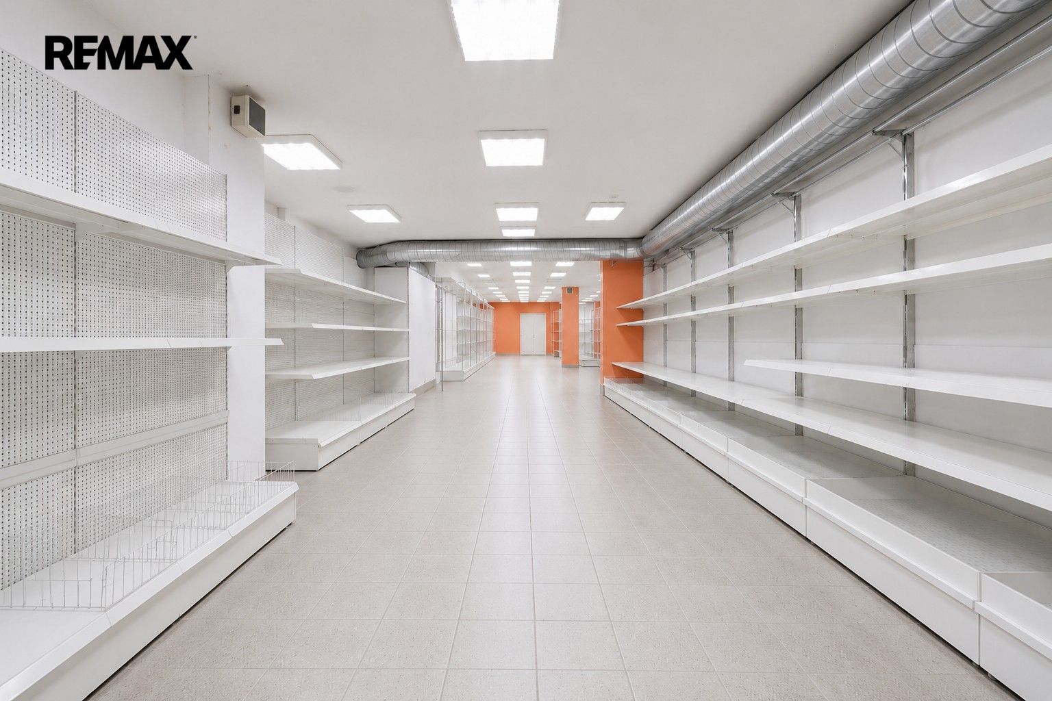 Obchodní prostory · 564 m² · 9. května 619, Tábor - 4