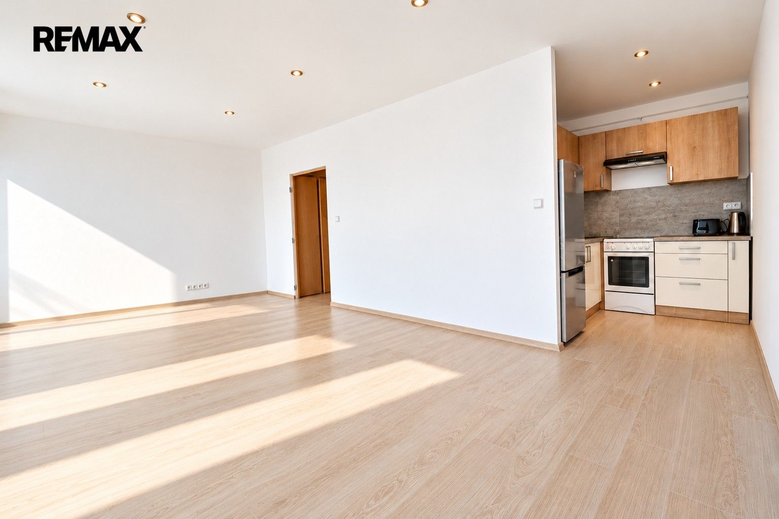 1+kk, Doležalova 1046, Praha Černý Most, 34 m² - 1
