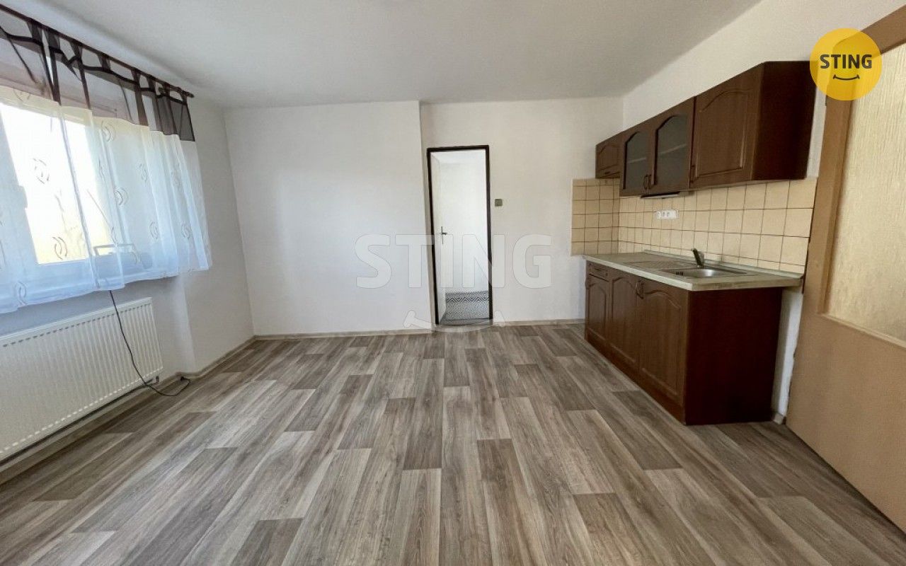 Prodej rodinný dům - Nad Vápenicí, Jimramov, 198 m²