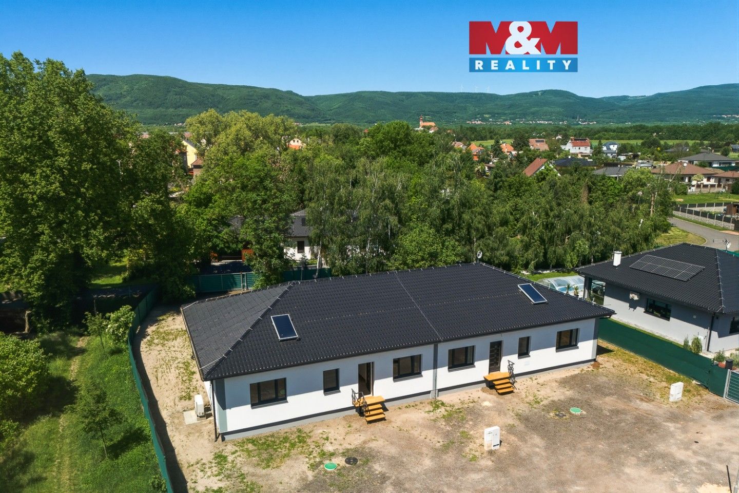Rodinné domy, Lahošť, 132 m² - 1