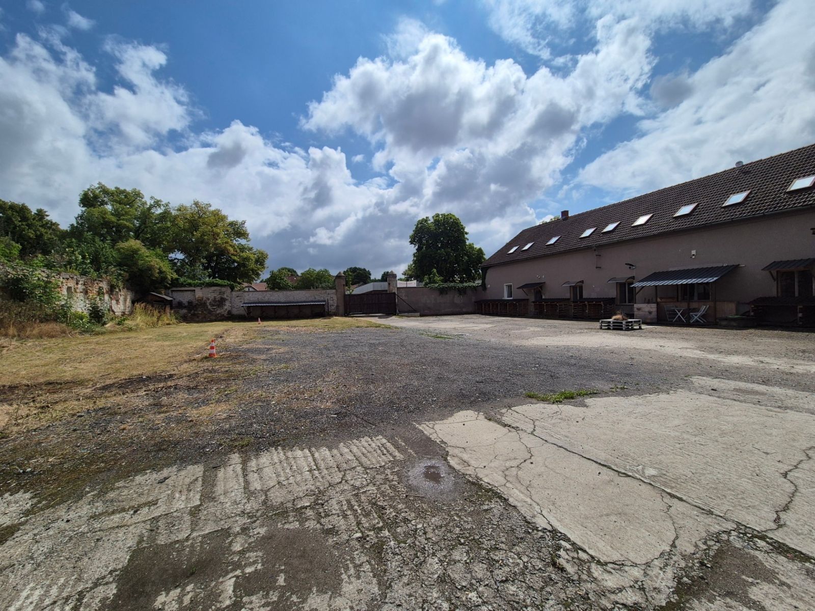 Rodinný dům · 510 m² · Náves sv. Petra a Pavla, Zlatníky-Hodkovice - Zlatníky u Prahy, Středočeský kraj - 4
