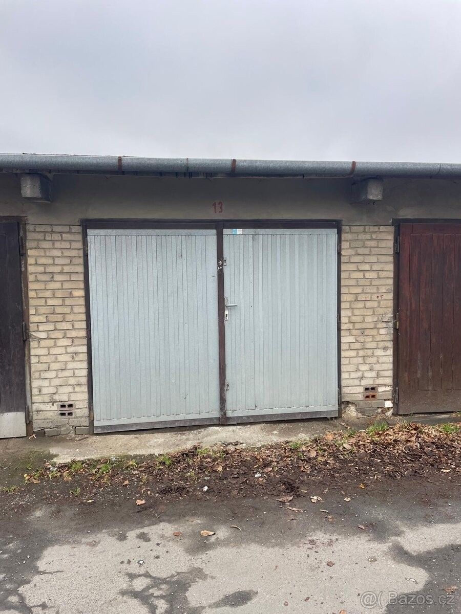 Garáže, Zlín, 760 01