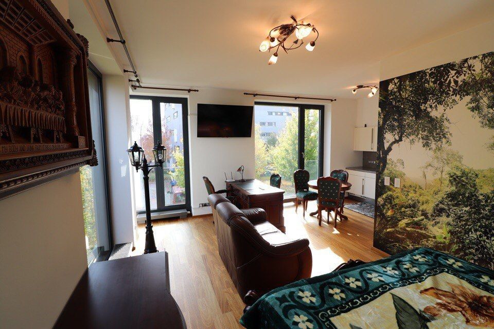 Byt 1+kk · 36 m² · K sídlišti, Praha - 3