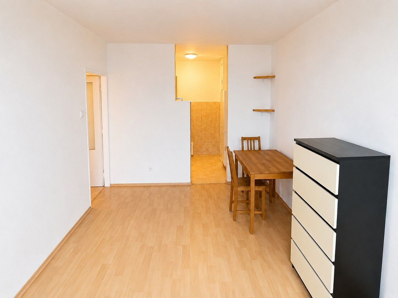 Byt 2+kk · 43 m² · Praha - Kamýk, okres Praha 12, Hlavní město Praha - 3