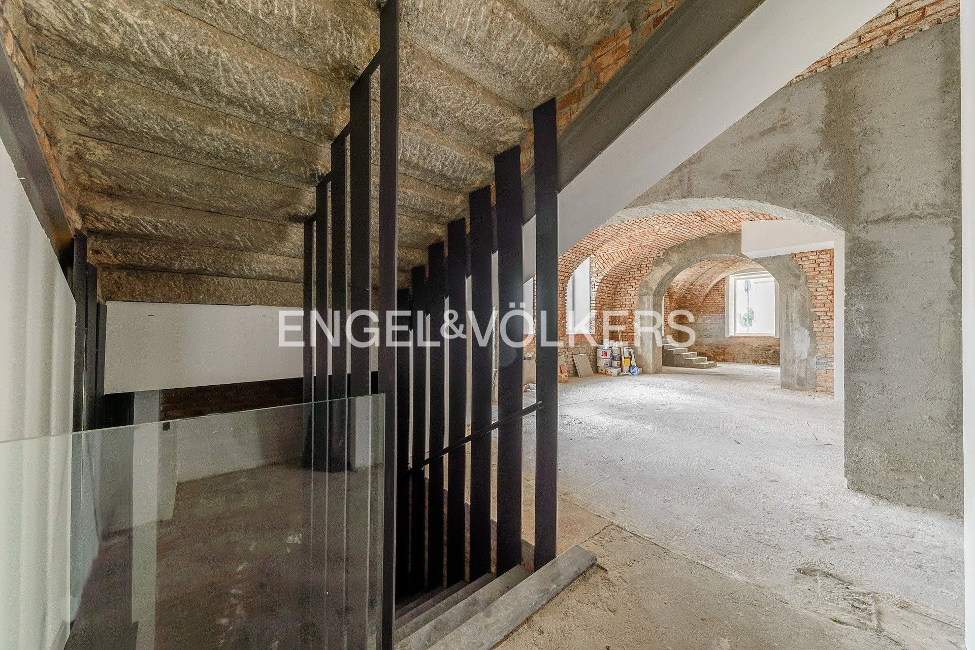 Pronájem obchodní prostory - Rašínovo nábřeží 1696, Praha Nové Město, 335 m² - 5