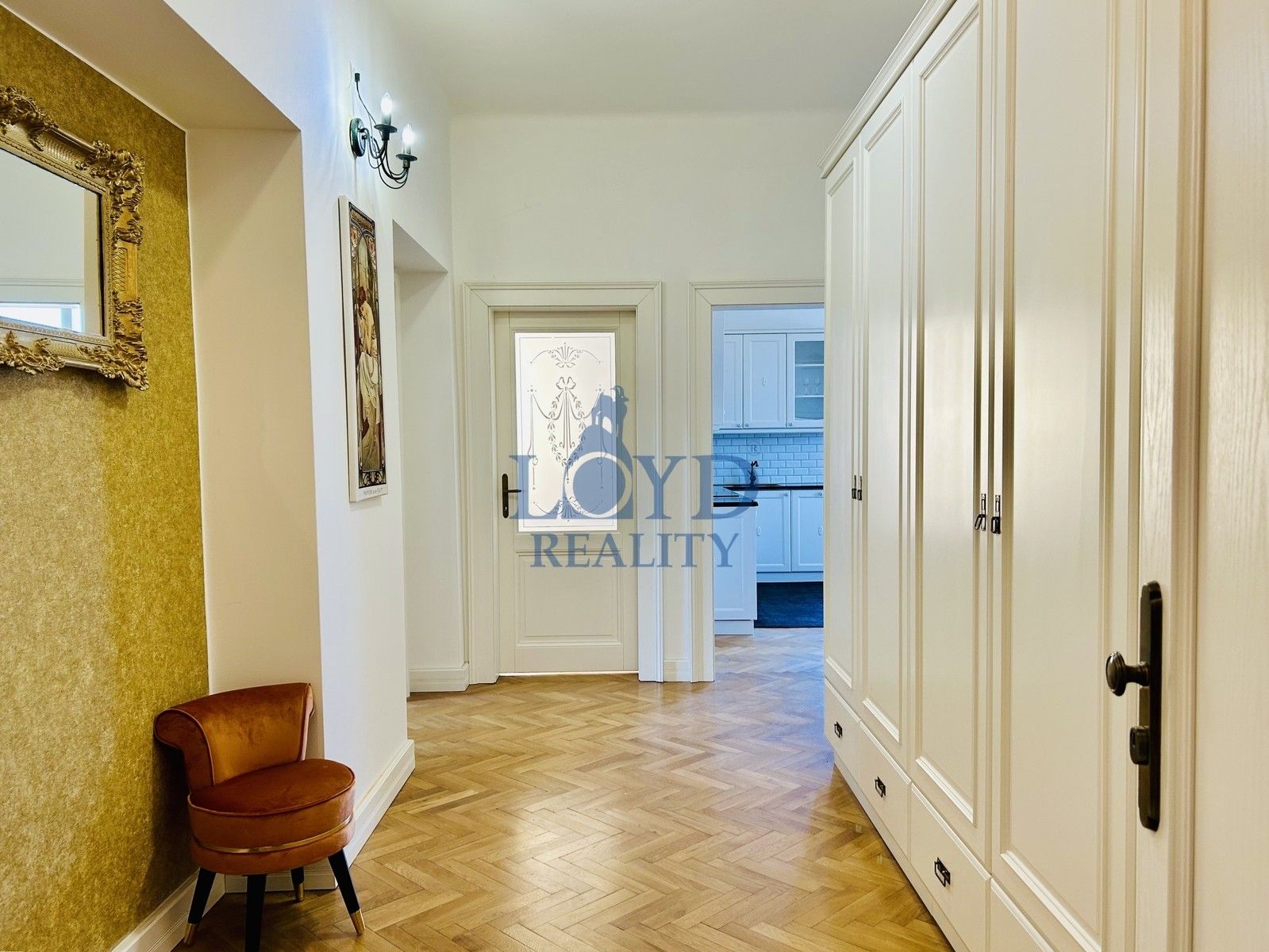 2+1, Krále Jiřího 1314, Karlovy Vary, 92 m² - 2