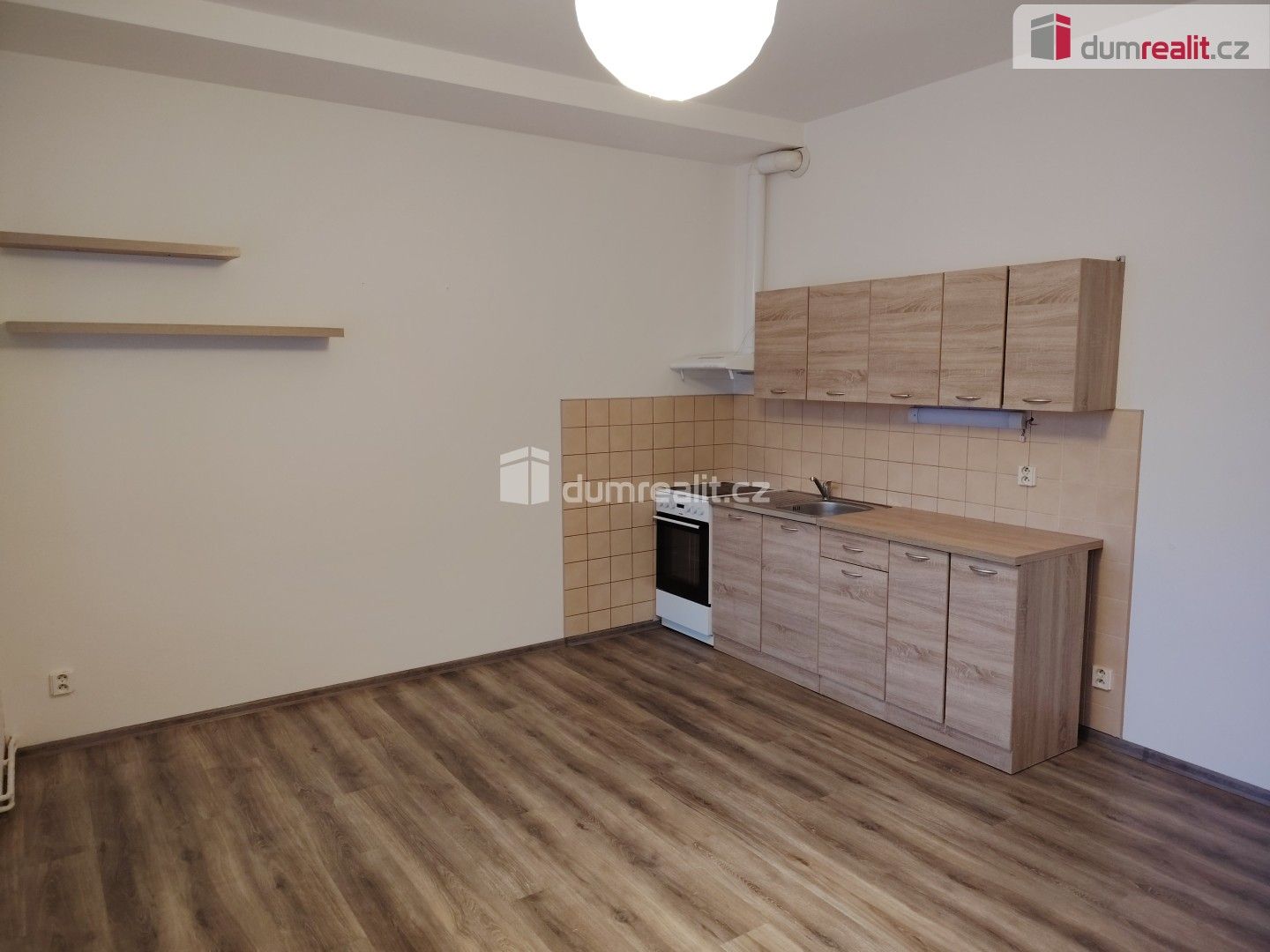 Pronájem byt 1+kk - Lovecká, Děčín, 28 m²