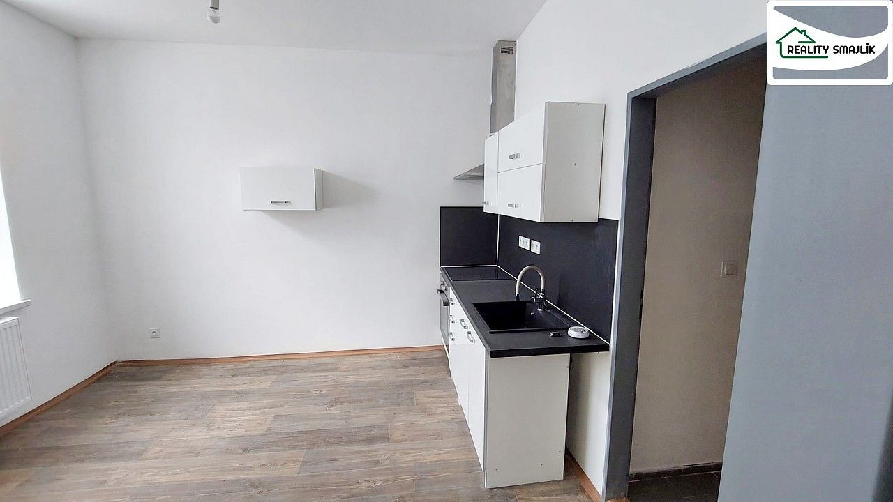 1+1, Cheb, Karlovarský kraj, 46 m² - 2