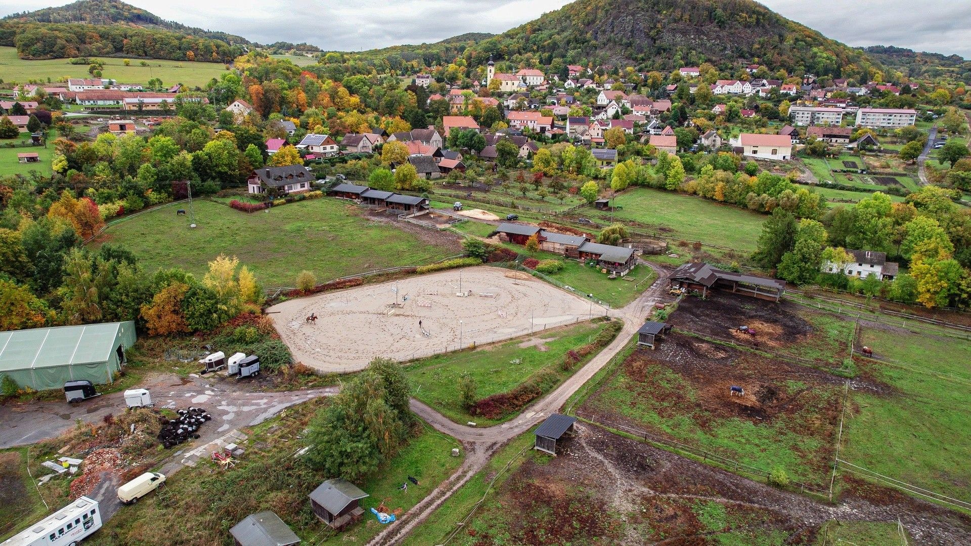 Prodej pozemek - Třebušín
