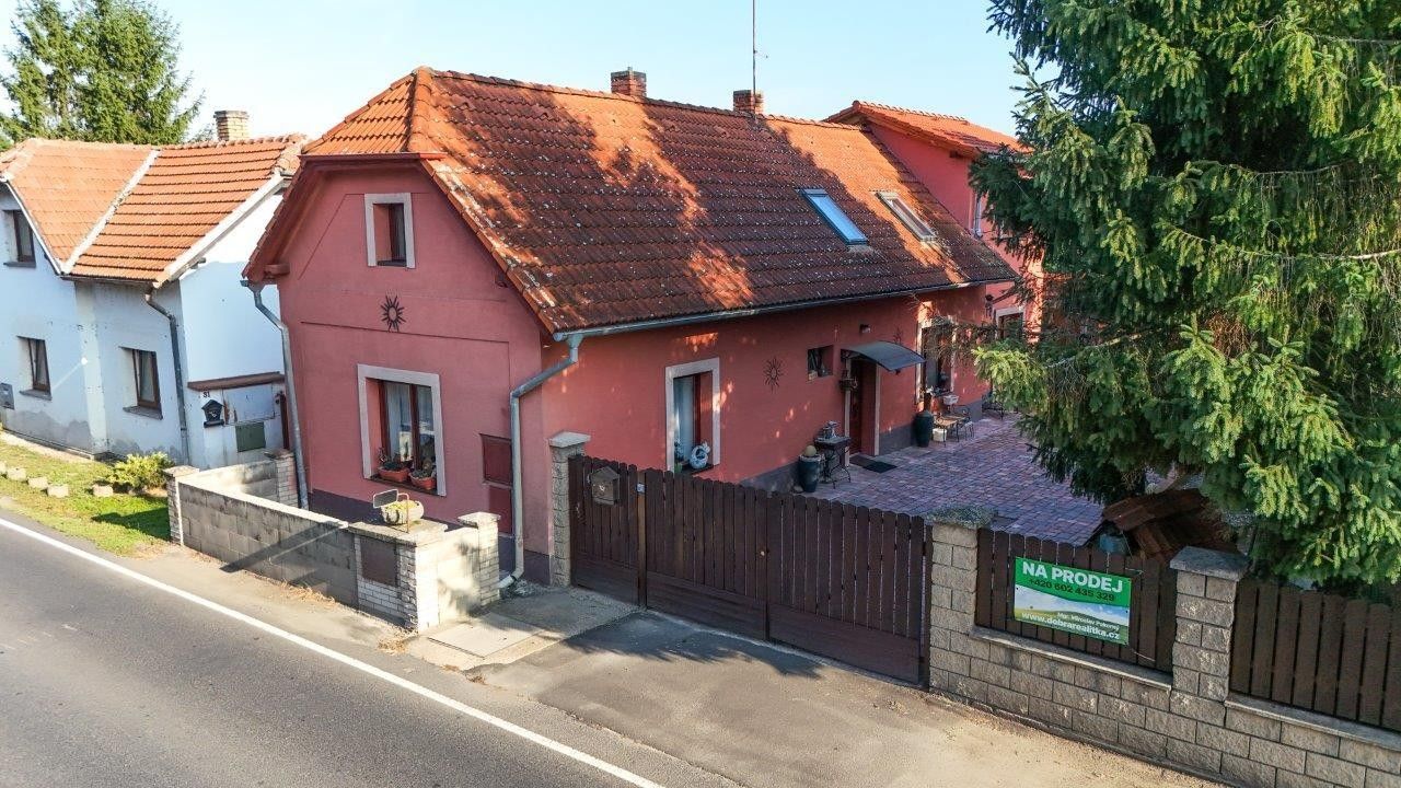 Rodinné domy, Okna, Polepy, 211 m² - 1