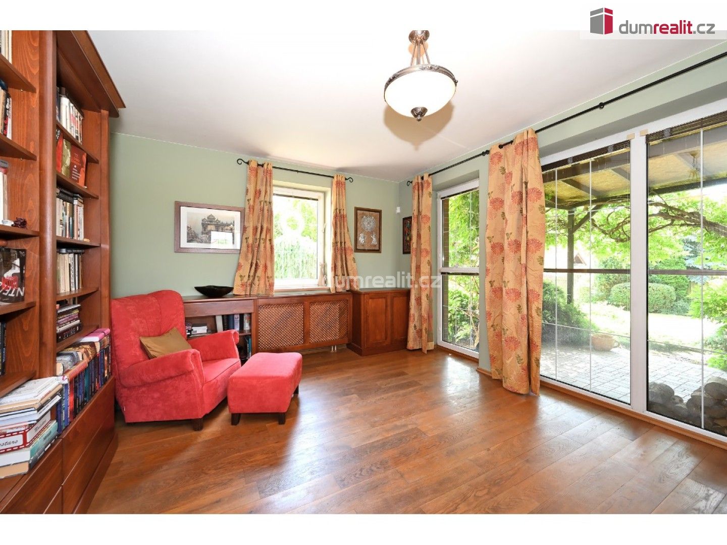 Rodinné domy, Ve Skále, Šestajovice, 248 m²