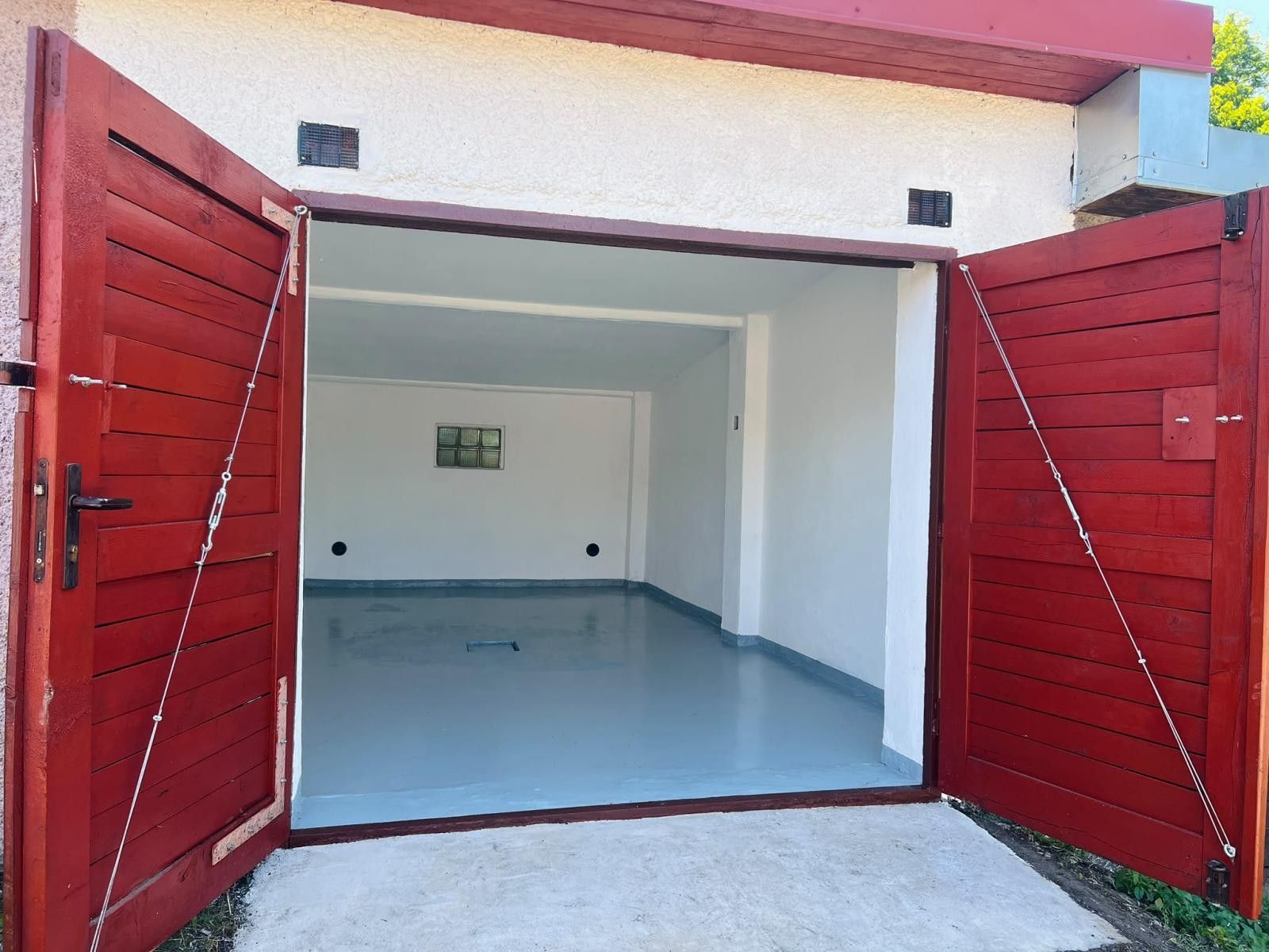 Garáže, Rudník, 21 m² - 1
