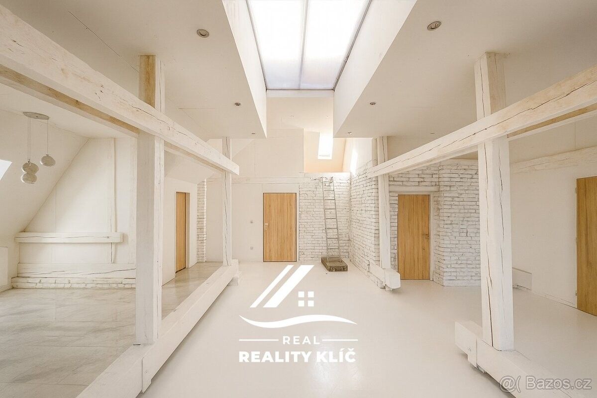 Pronájem byt - Ostrava, 711 00