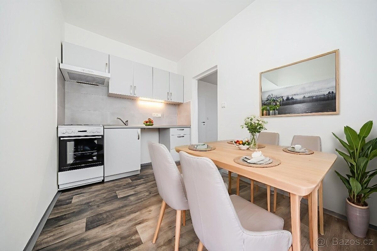 Byty, Ostrava, 700 30