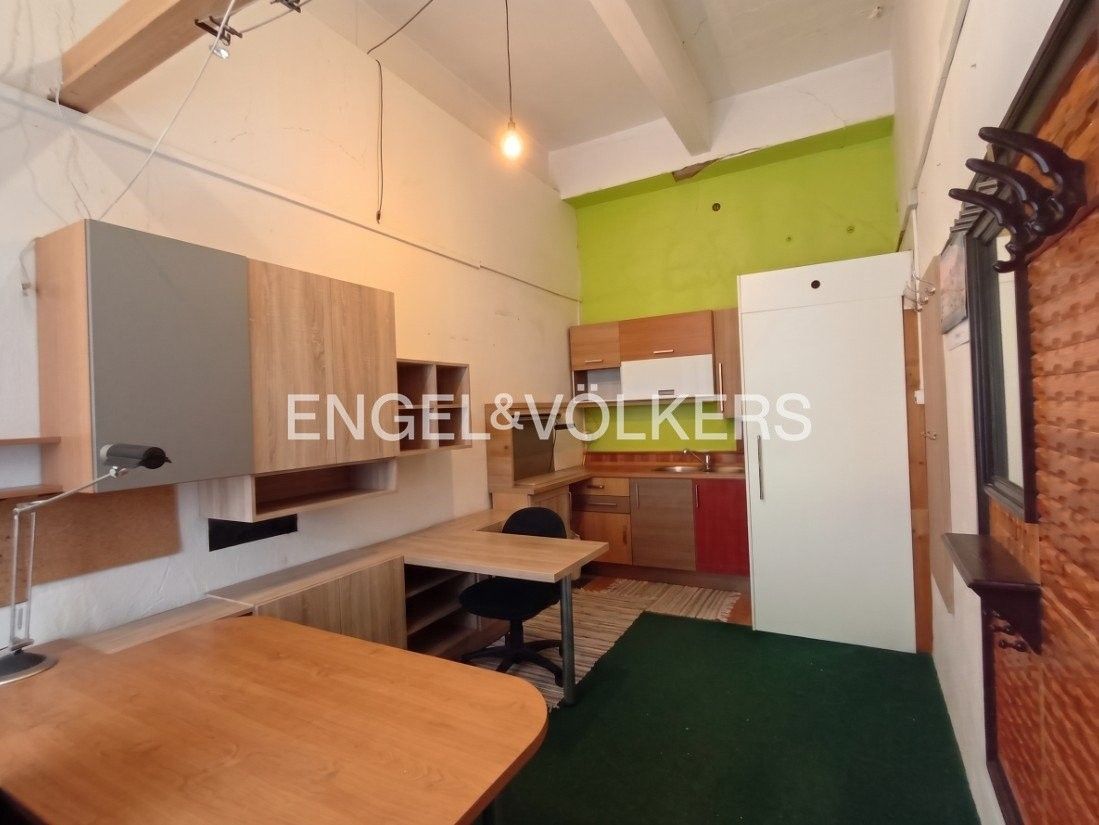 Pronájem komerční - Pernerova 502, Praha Karlín, 62 m² - 5