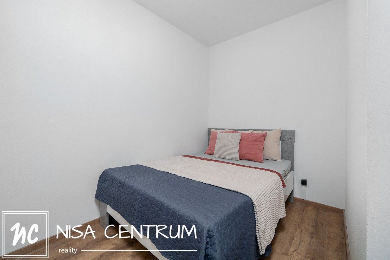 Pronájem byt 1+1 - Jablonec nad Nisou, Liberecký kraj, 39 m² - 5