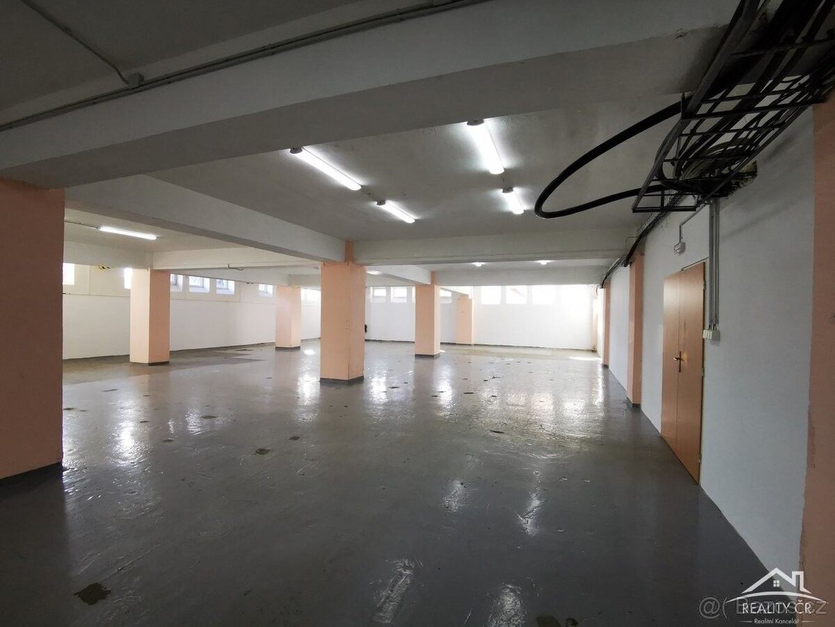 Sklady, Jihlava, 586 01 - 1