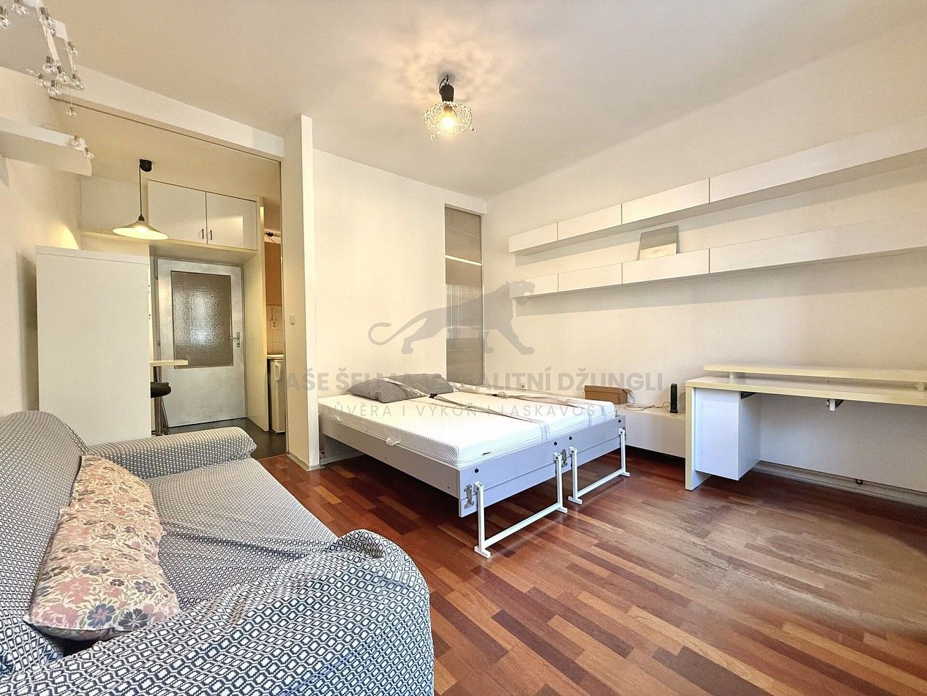 1+kk, Za poštou, Praha 10 - Strašnice, 32 m² - 2