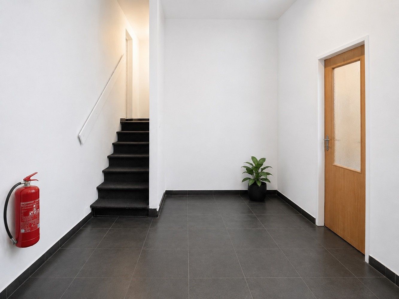 Pronájem obchodní prostory - Karlovy Vary, Karlovarský kraj, 35 m² - 5