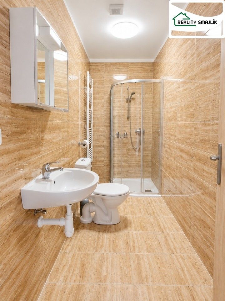 Byt 1+1 · 26 m² · Dragounská 2038, Cheb - 4