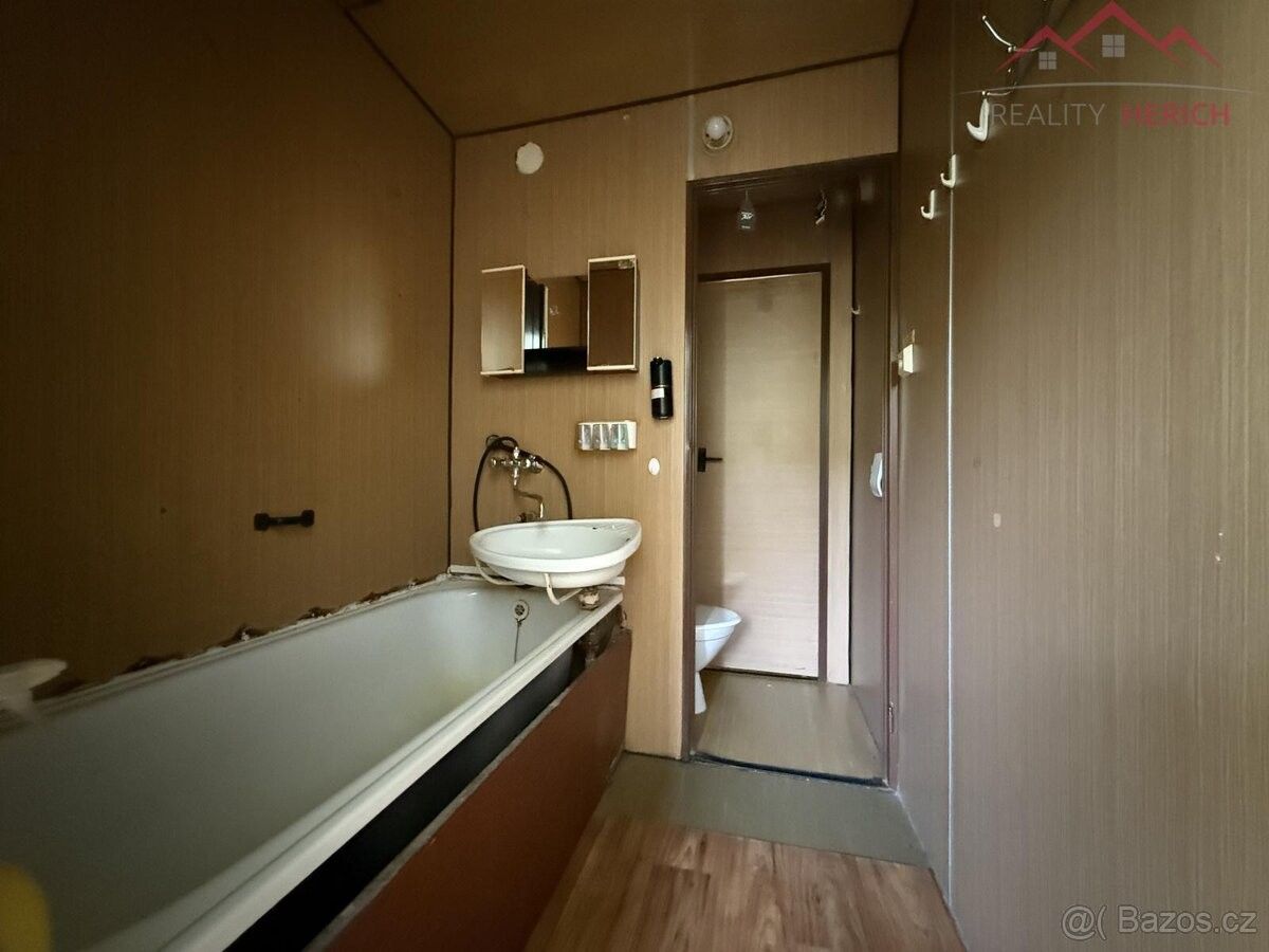 Byt · Jirkov, 431 11 - 3