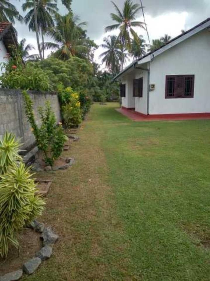 Prodej rodinný dům - 987 66, Zahraničí