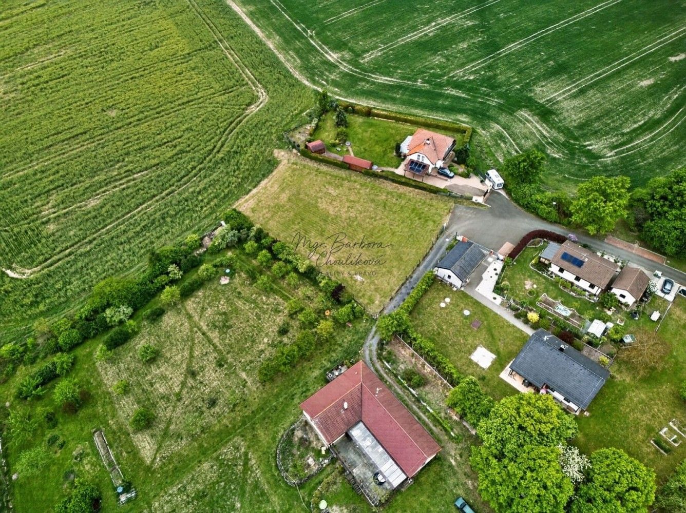 Pozemek pro bydlení, 1 484 m²