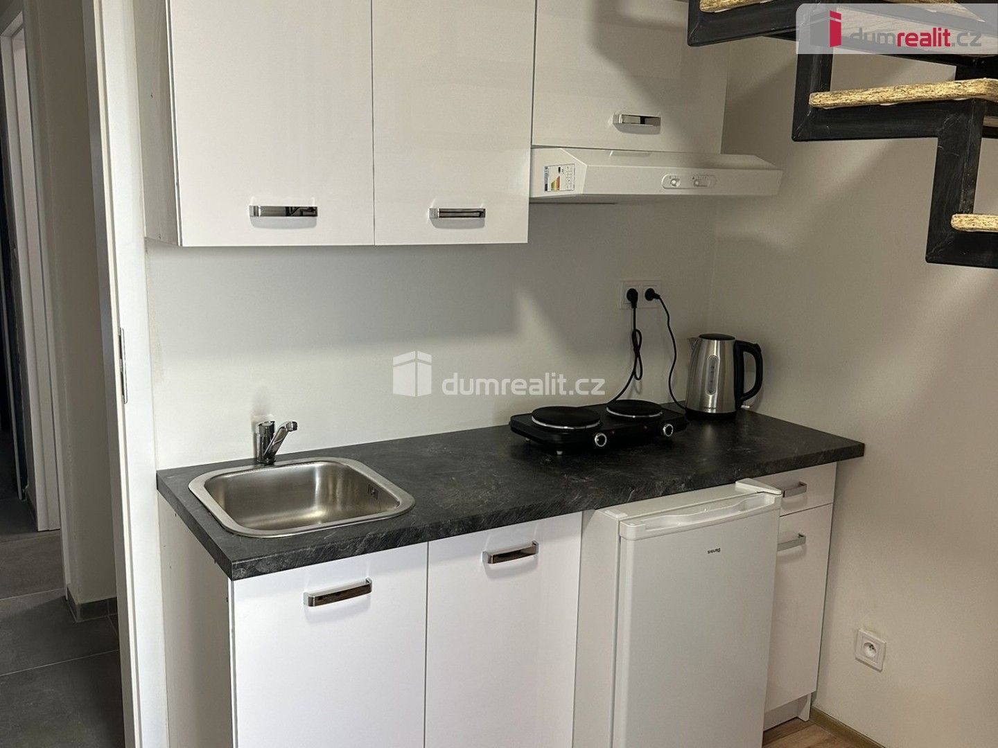 Ostatní, Podnikatelská, Praha, 14 m² - 1