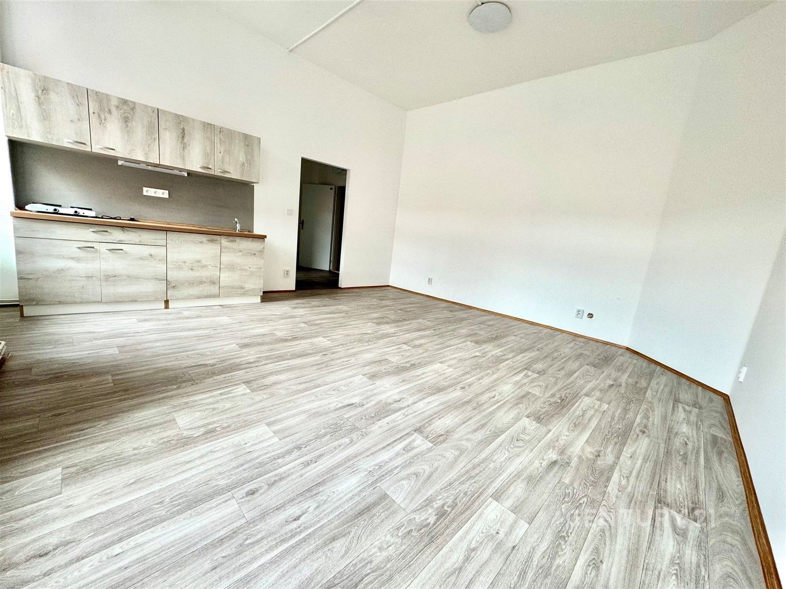 1+kk, Tkalcovská, Brno, 35 m²