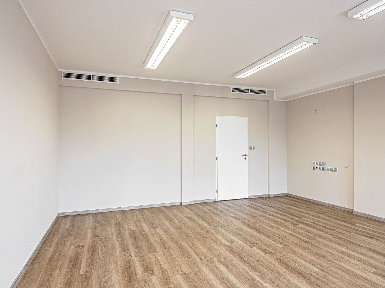 Kanceláře, V sadech, Praha 6 - Bubeneč, 130 m² - 2