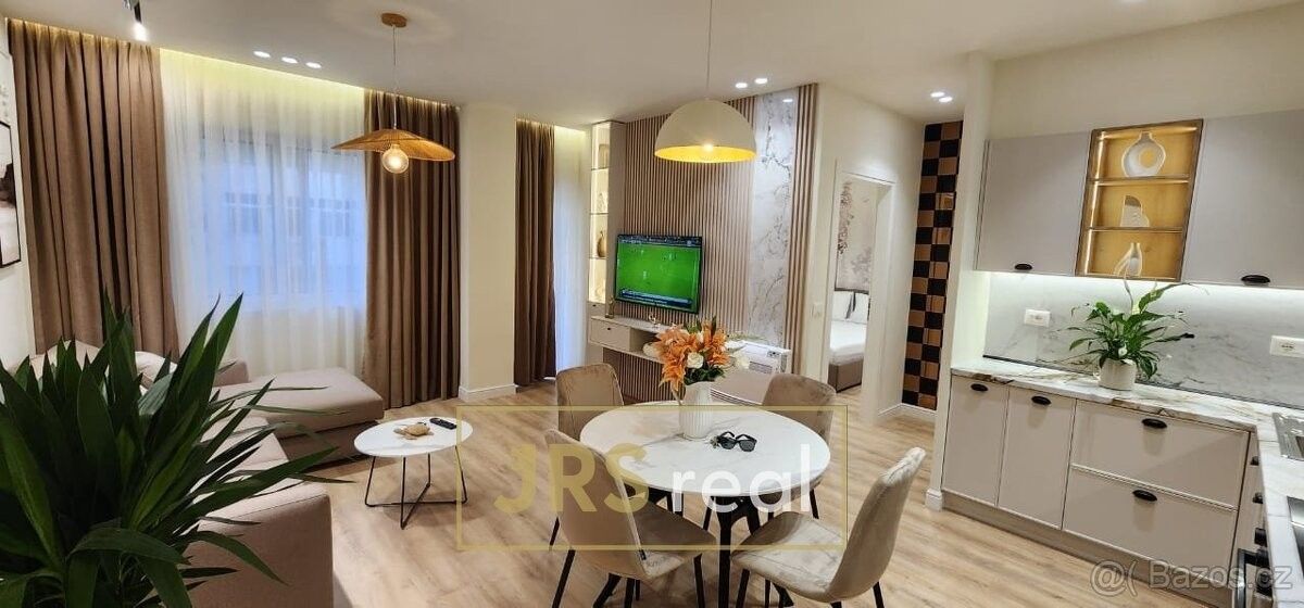 Byty, 987 66, Zahraničí