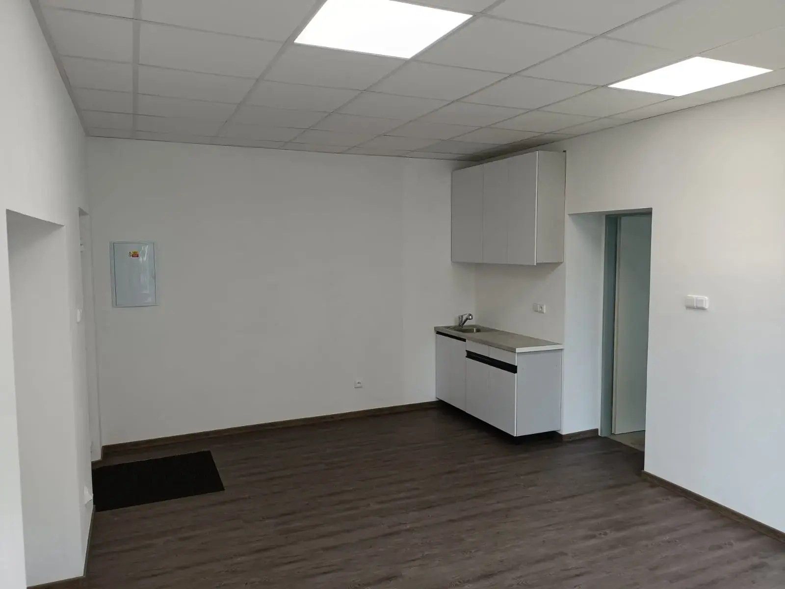 Obchodní prostory · 70 m² · Pardubická, Chrudim - 3