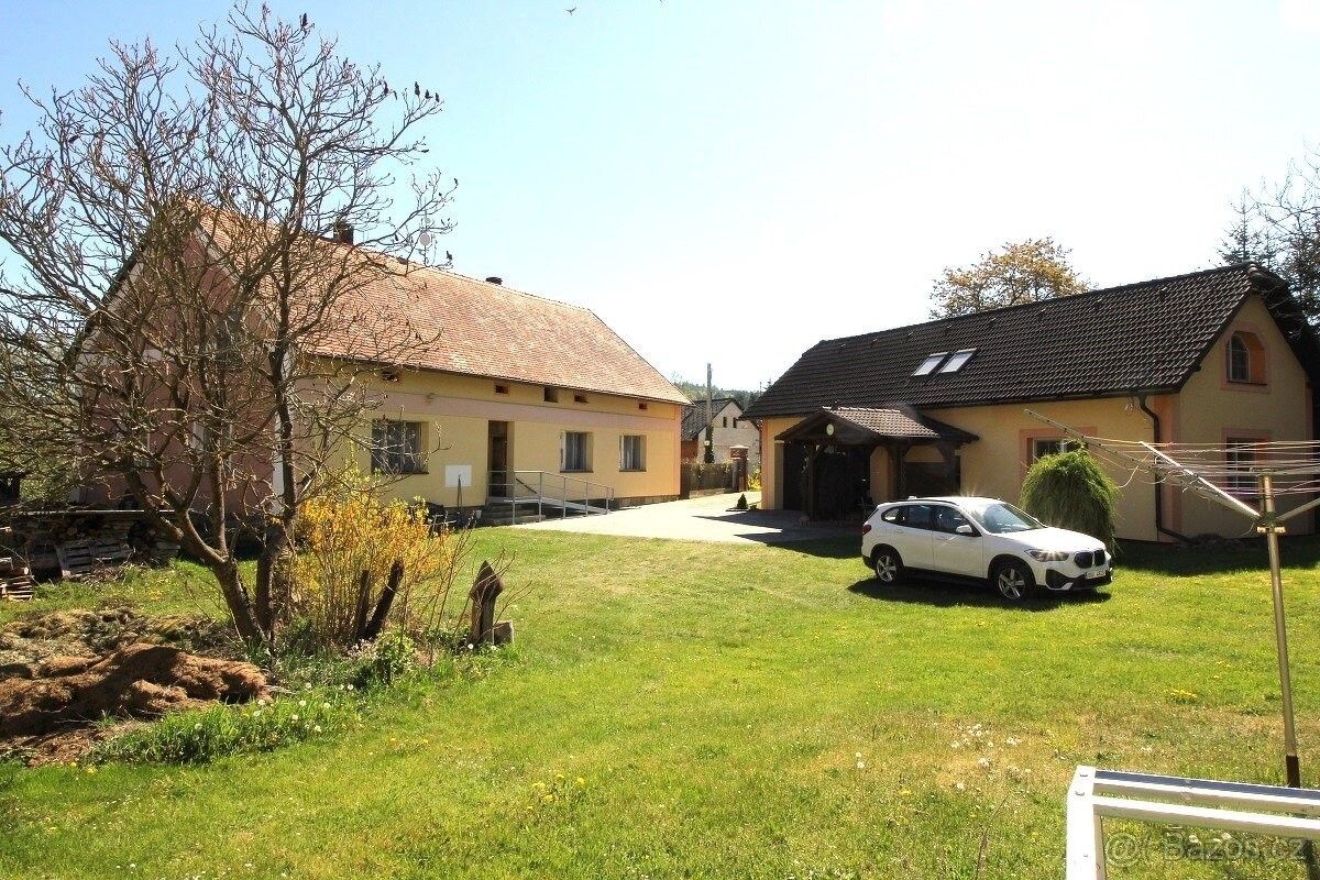 Chata · Nový Knín, 262 03 - 3