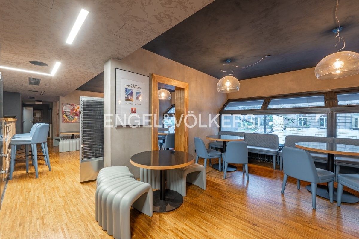 Pronájem komerční - Ječná 243, Praha, 213 m²