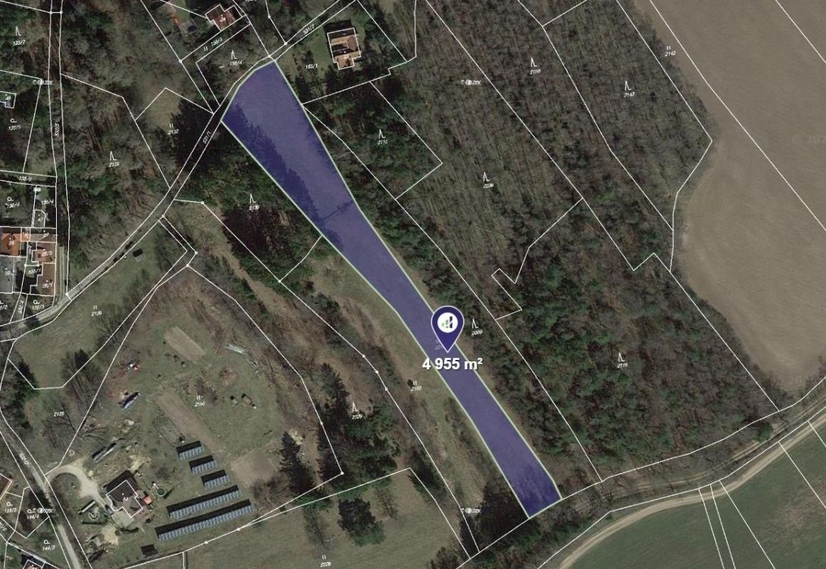 Louka, 4 955 m²