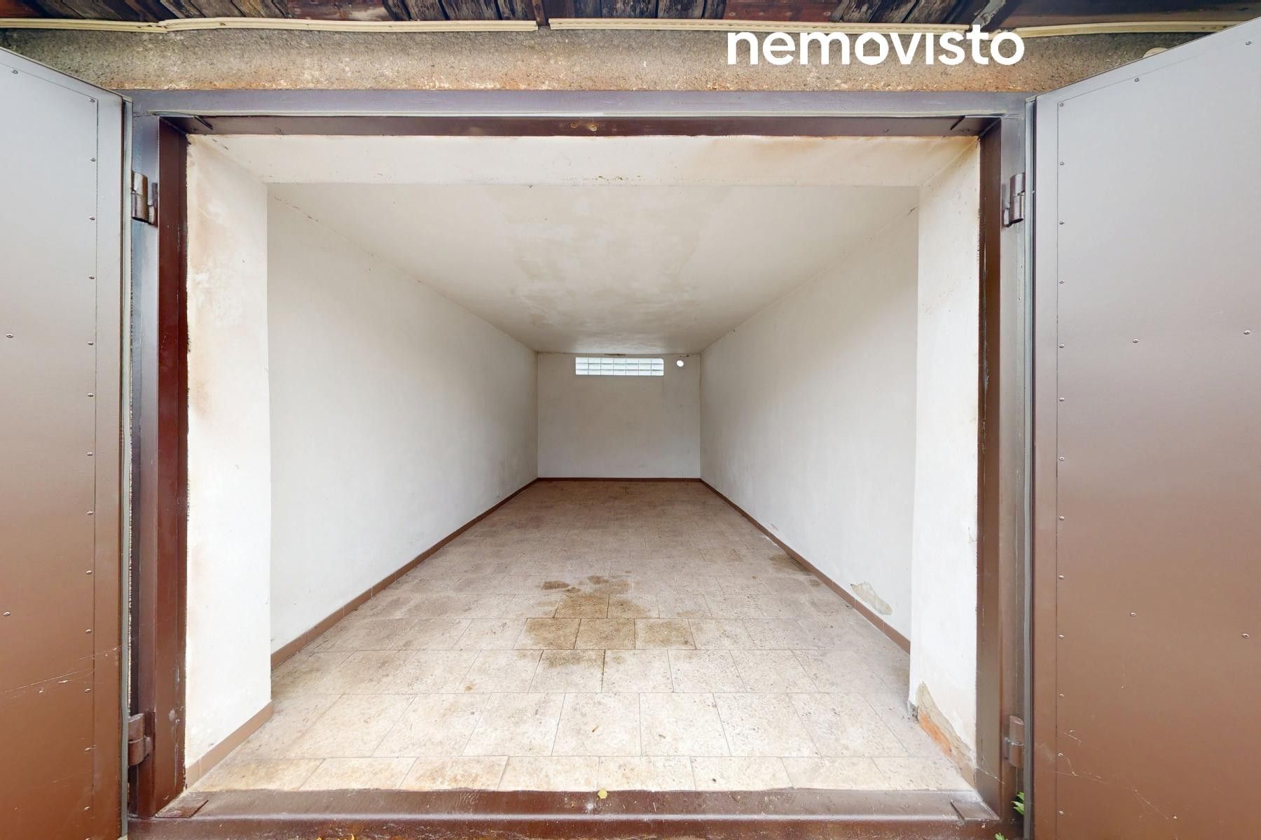 Garáže, Studénka, 18 m²